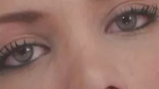 นกกระเรียนผมสีดำ หนัง โป็ วีดีโอ